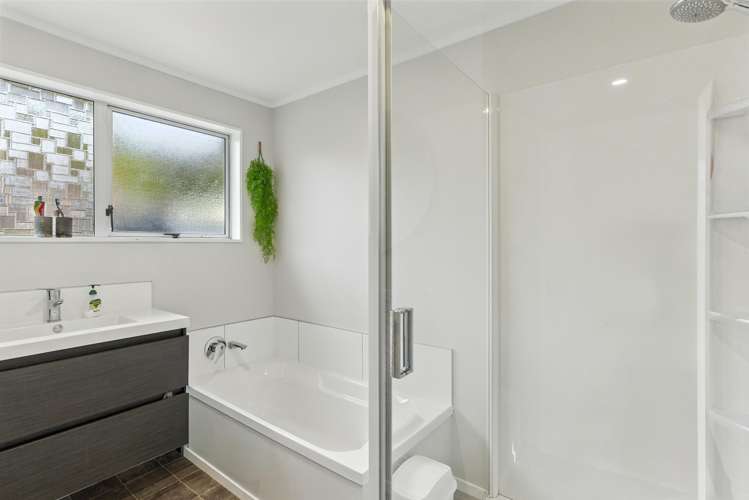 6A Buckley Grove Paraparaumu_14