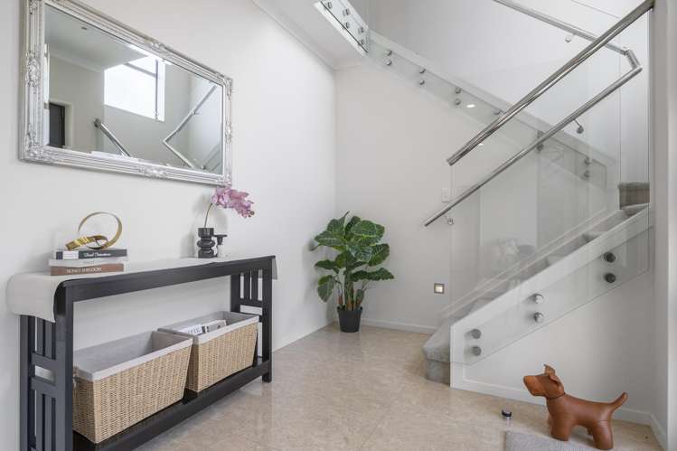 25 Quattro Avenue Flat Bush_2