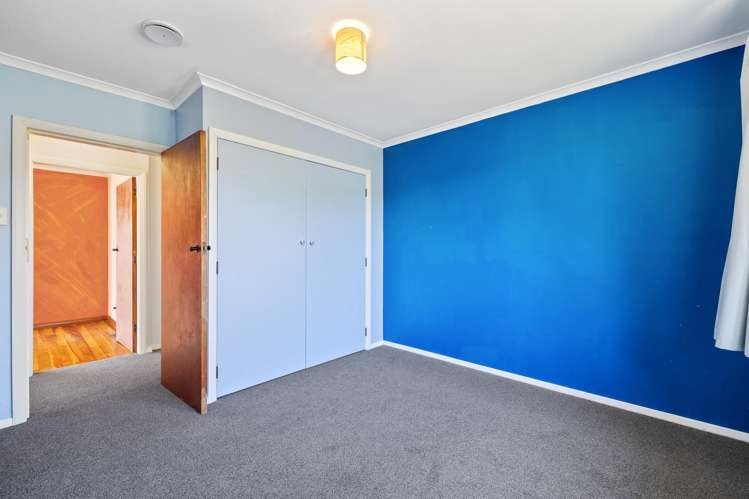 15 Montrose Place Takaro_12