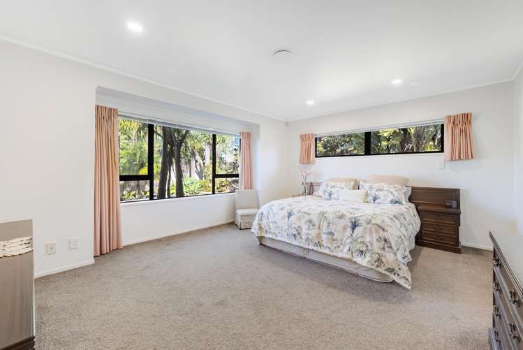 20 Butley Drive Farm Cove_16