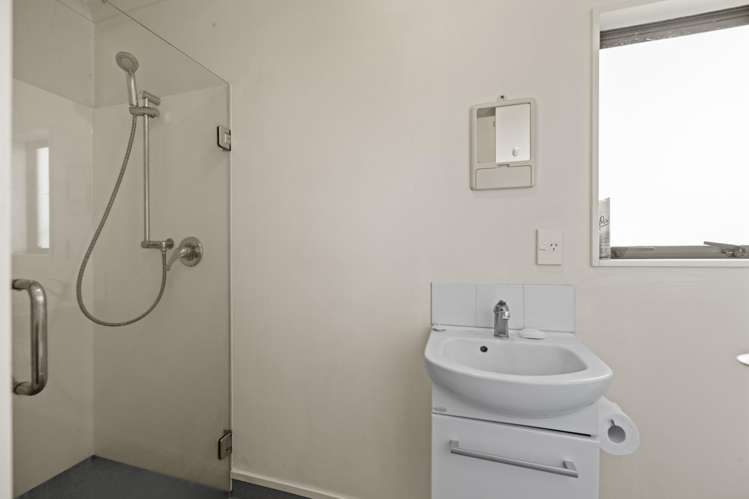 36 Cook Street Foxton_12