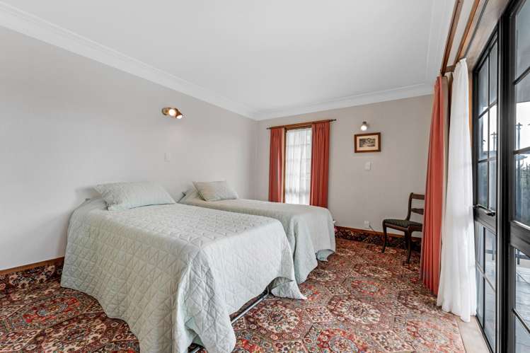 3 Aylmer Court Eastern Beach_11