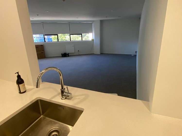 4B/142 Vincent Street City Centre_5