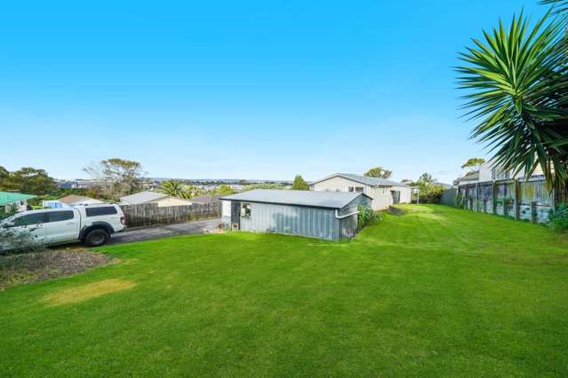 1017m² Freehold Land – Subdivision Potential