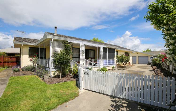 23 Martin Avenue Wakefield_14