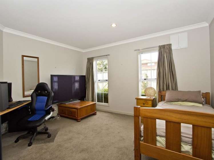 27 Burnton Street Epuni_13