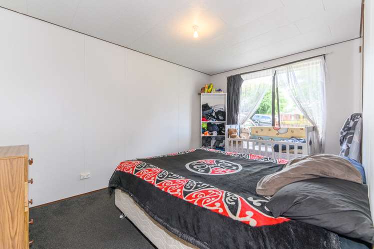 2/76 Parrs Cross Road Henderson_11