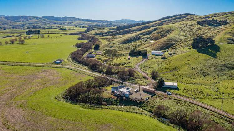 40 Jones Road Porangahau_11