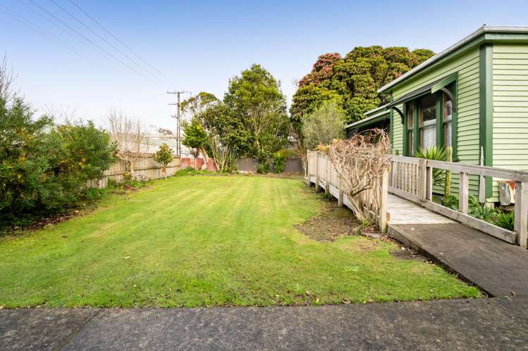 37 Collingwood Street Eltham_14