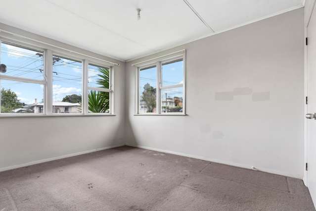 64 Hamill Road Otara_3