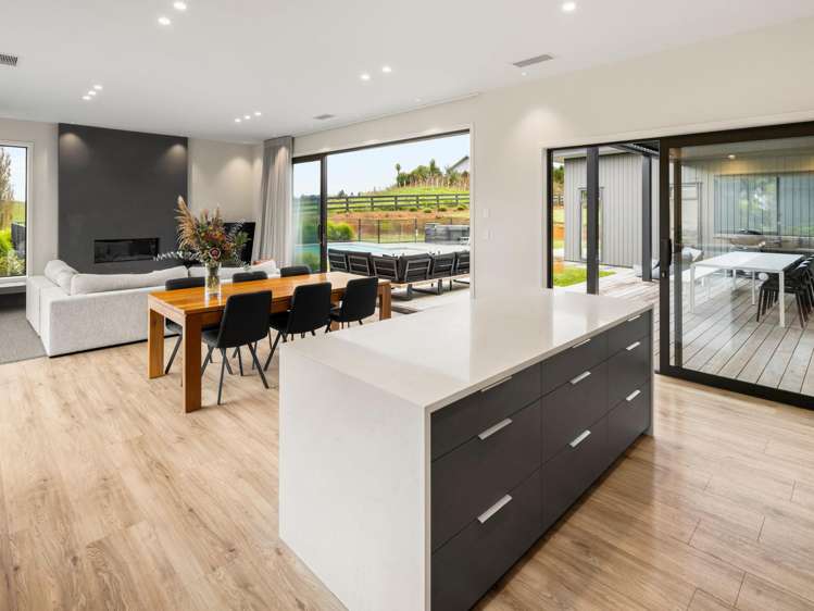 2/48 Livingstone Road_3