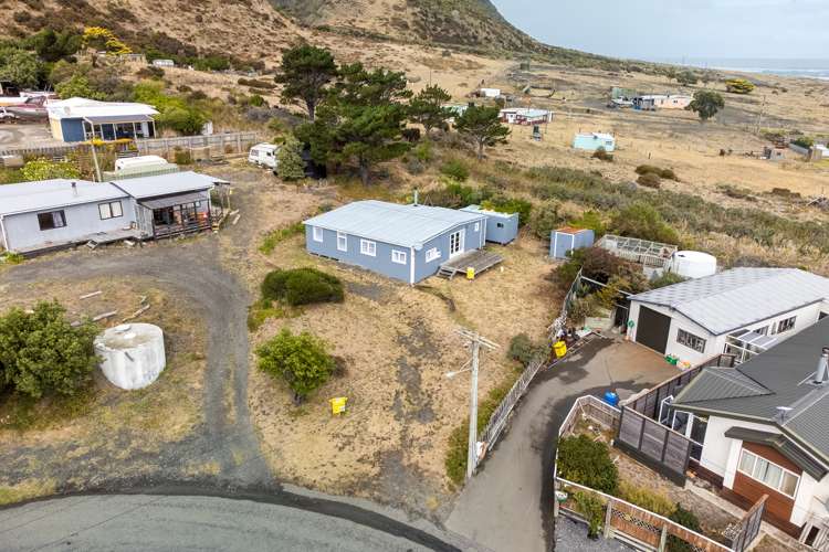 8 Seaview Avenue Ngawi South Wairarapa Houses for Sale One Roof