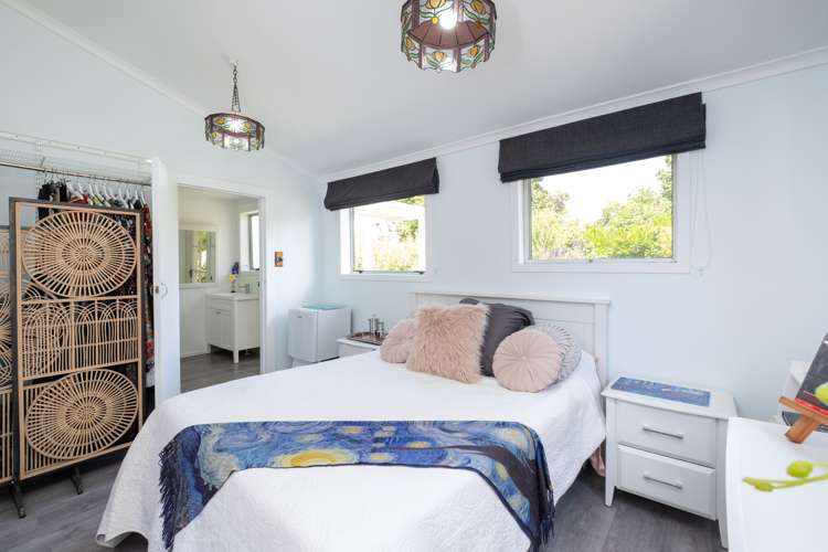 104 Ferry Road Clive_17