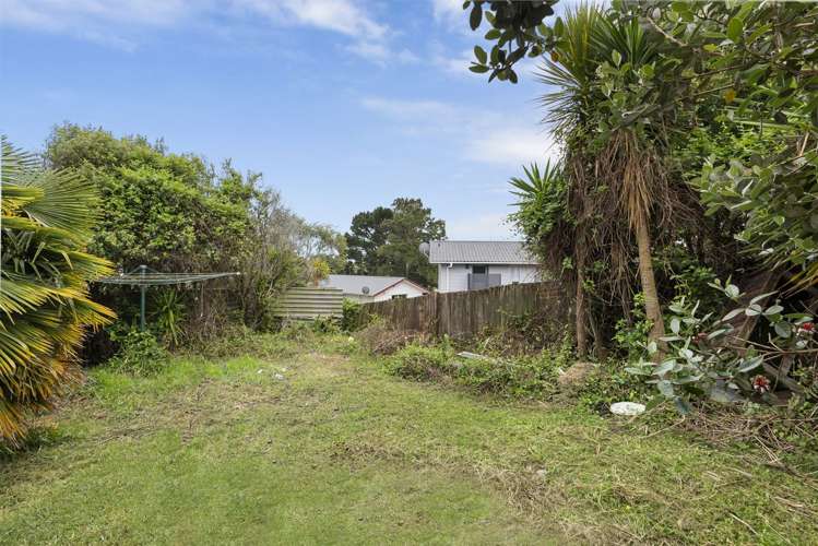 67 Rosier Road Glen Eden_19