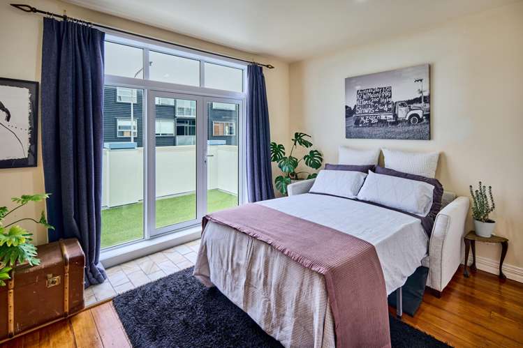362-364 Jackson Street Petone_13