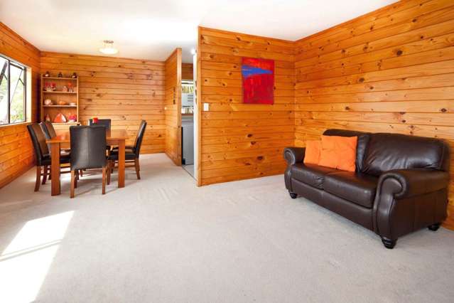 28A Gosford Drive Botany Downs_3