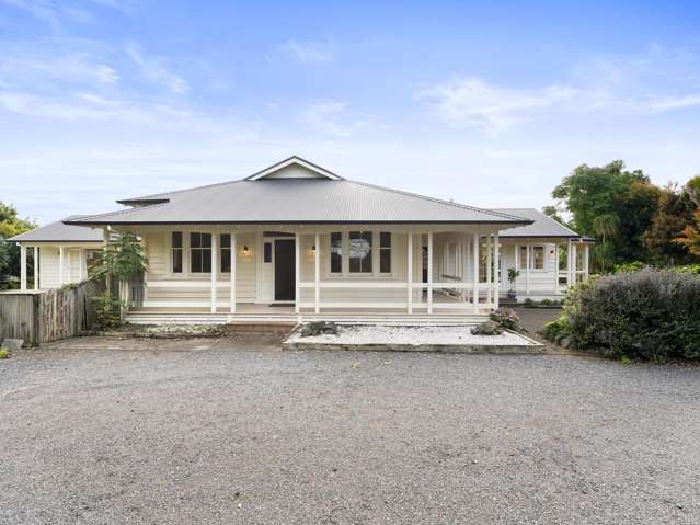 Serene Rural Retreat in Karaka