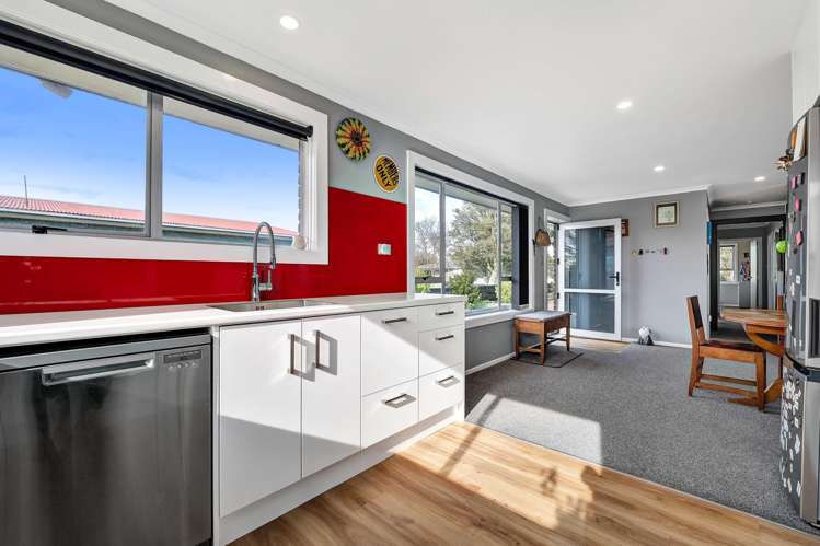 100 Pembroke Road West Stratford_7