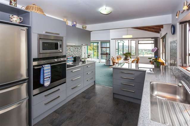 8 Pine Grove Tairua_4