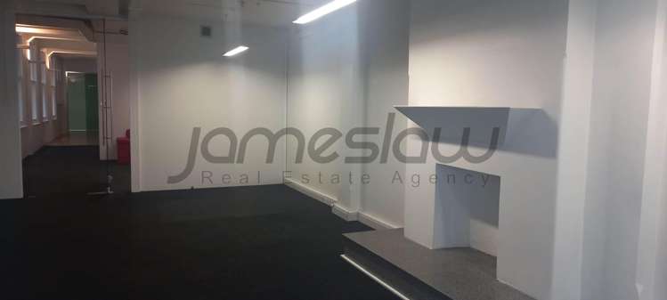 Suite FIVE/Level 3/55-57 High Street City Centre_6