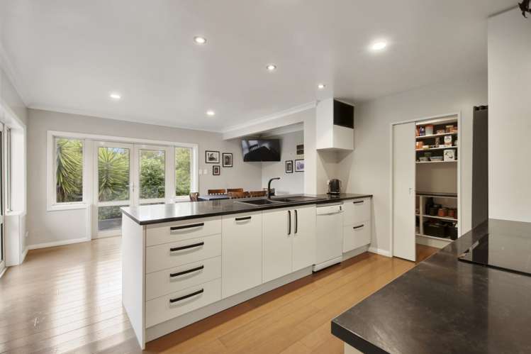 43 Bruces Road Sefton_3