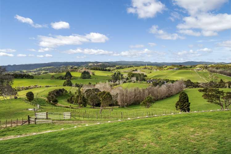 34 Cherrington Road Clevedon_16