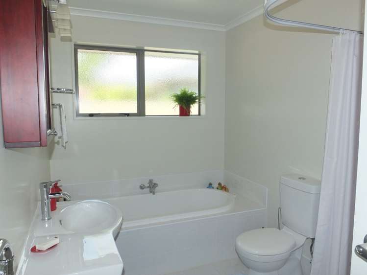 14 Coronet Place Otematata_16