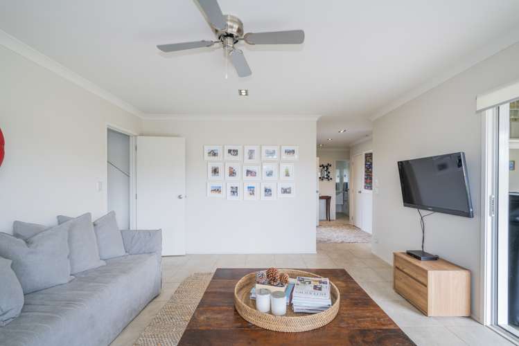 100 Cordyline Crescent Matarangi_12