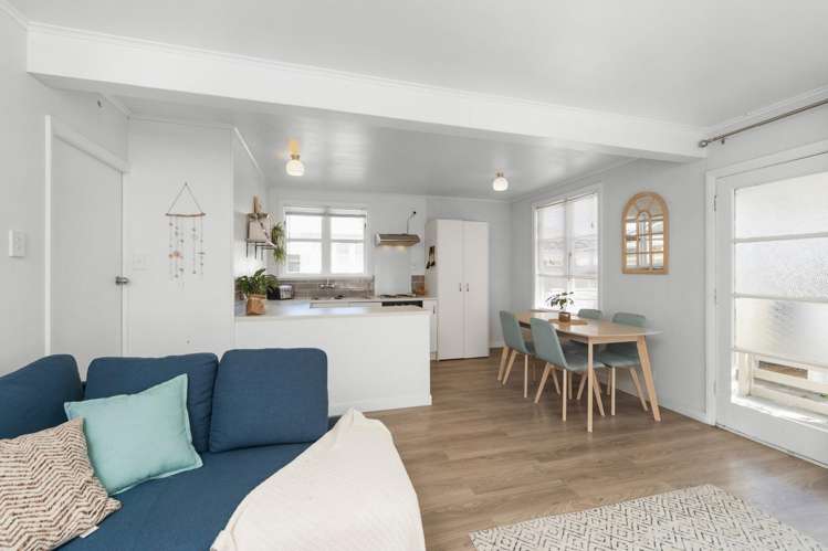  B/137 Warwick Street Feilding_6