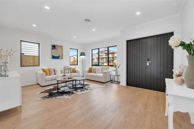 15 Ballyliffin Drive Flat Bush_2