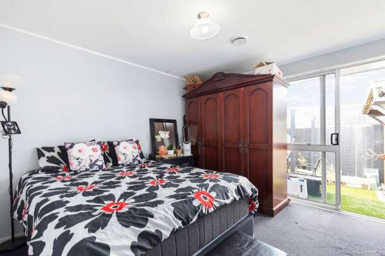 3/24a Waimumu Road Massey_11