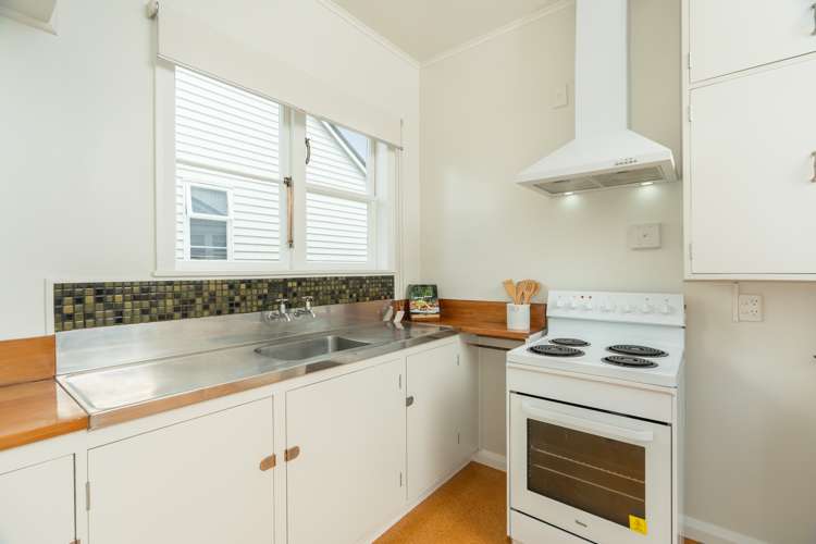 33 Cairnfield Road Kensington_12