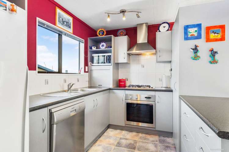 401 Oaia Road Muriwai_9