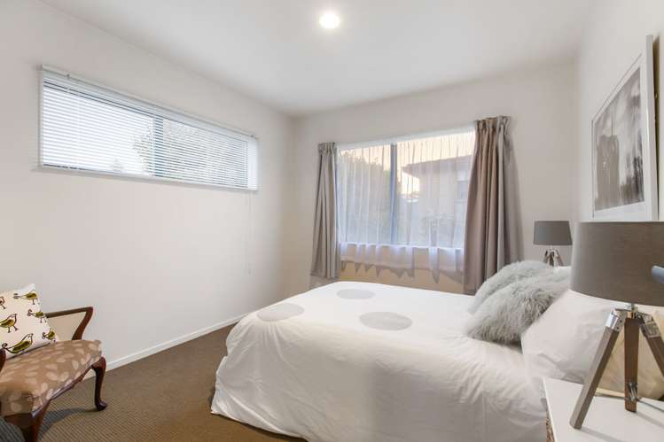 2/15 Miro Road Mangere Bridge_7