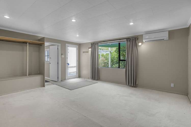 24 Glamis Avenue Strathmore Park_19