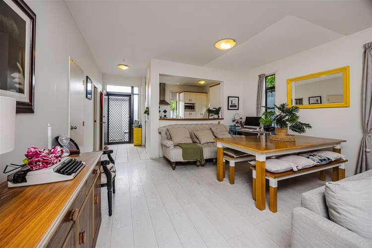 47/2 Armoy Drive Dannemora_5