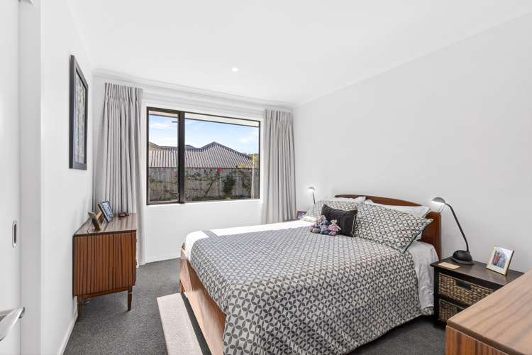 13 Boysenberry Grove Richmond_9