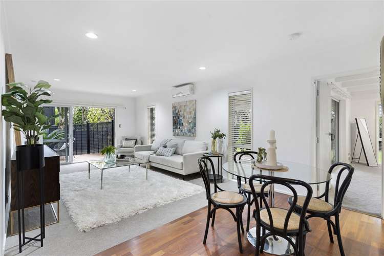 10 Sanctuary Point Sunnyhills_31