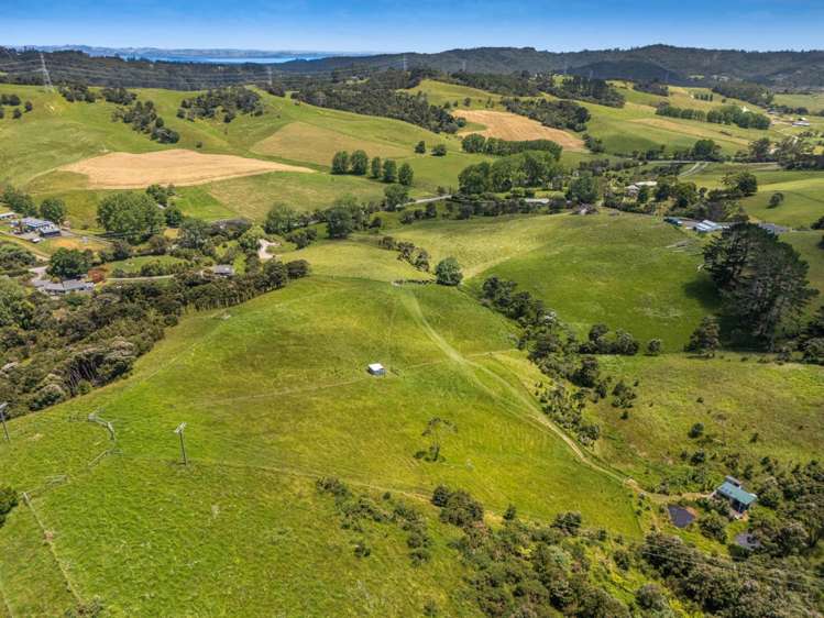 275 Inland Road Helensville_49