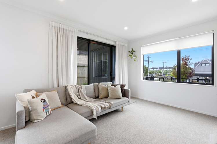 8/18 Titoki Street Te Atatu Peninsula_3