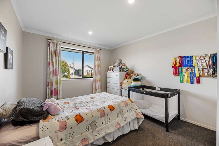 1 Hurricane Way Burleigh_15