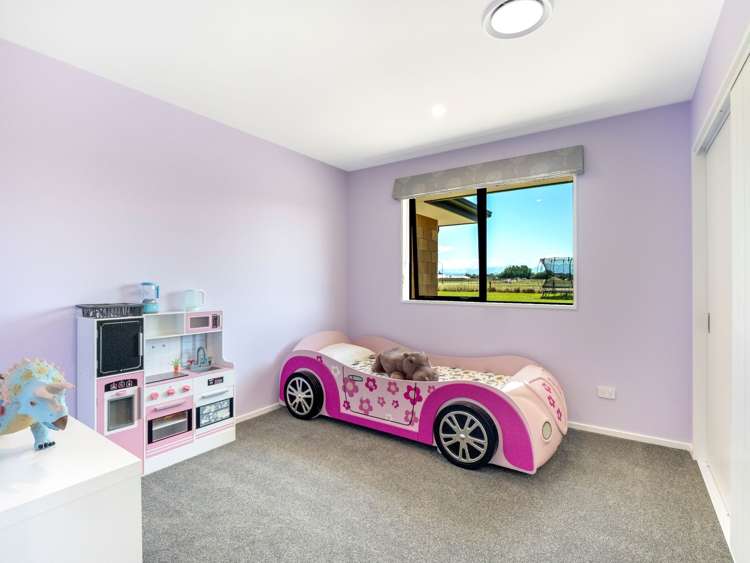 56 Summers Road Darfield_12