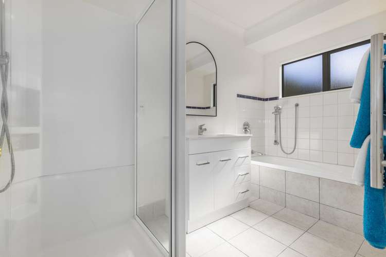 9 Takahe Drive Paraparaumu Beach_15