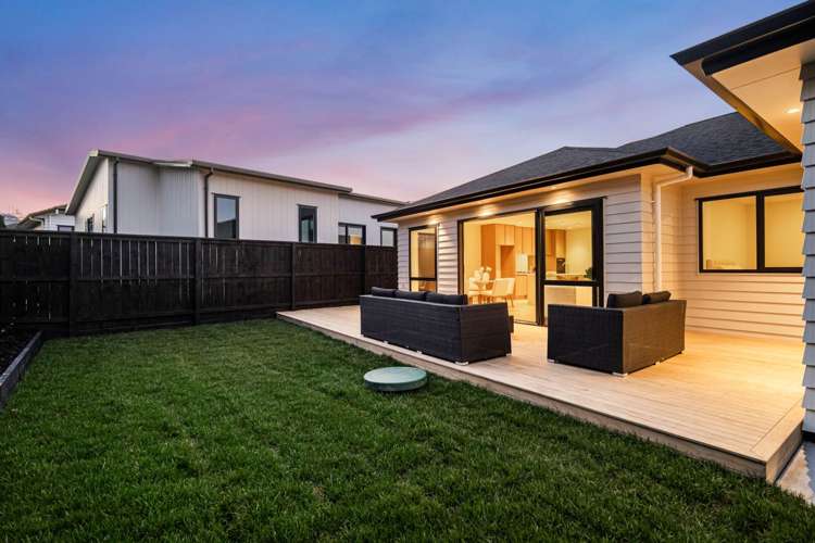 50 Tipu Crescent Wainui_5