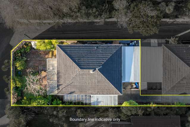 2/115 Rocking Horse Road Southshore_2