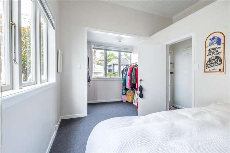 2/77 Lincoln Street 1766_3