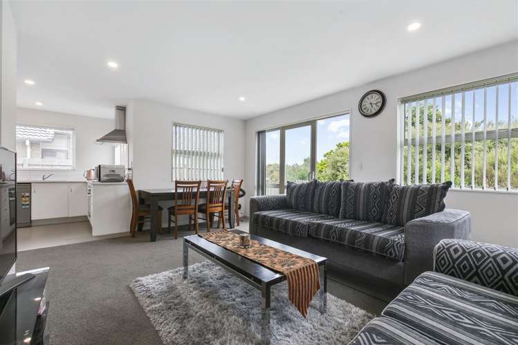 4 Totara Meadows Court Wiri_1