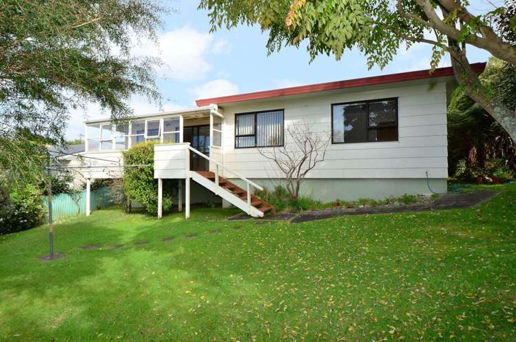 33a Wade River Road_0