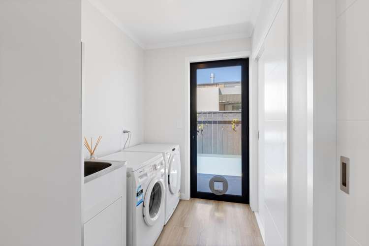 6 Whitehall Drive Springlands_15