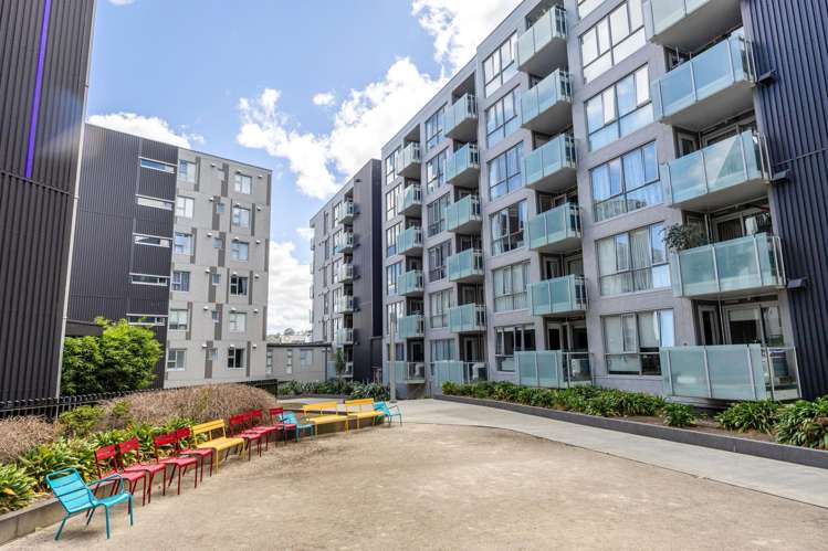407/1 Rose Garden Lane Albany_14